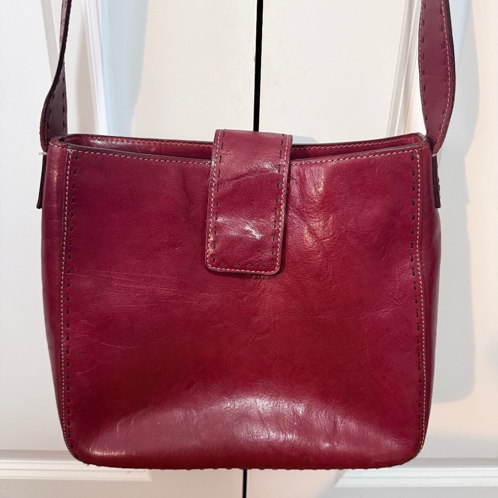 Classic Fossil Red Leather Shoulder Bag | Organizer Purse w/ 3 Sections
